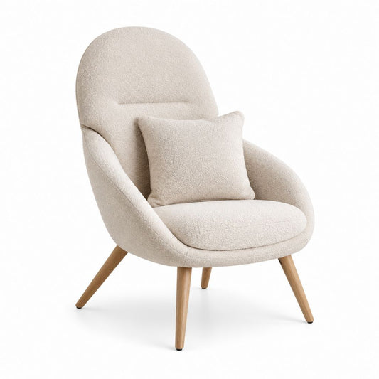 Fauteuil lounge beige en polyester bouclé forme arrondie avec coussin et pieds en hévéa massif 78 x 80 x 95 cm